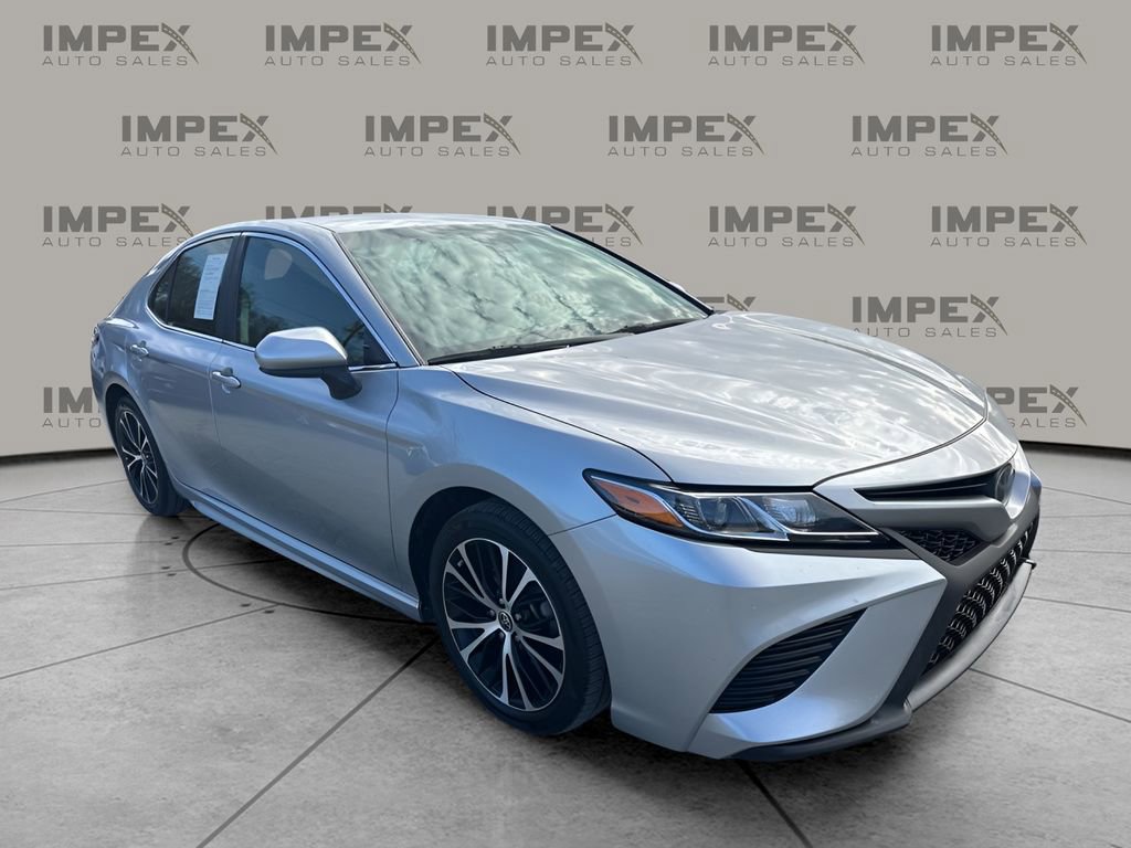 Used 2020 Toyota Camry SE image 7
