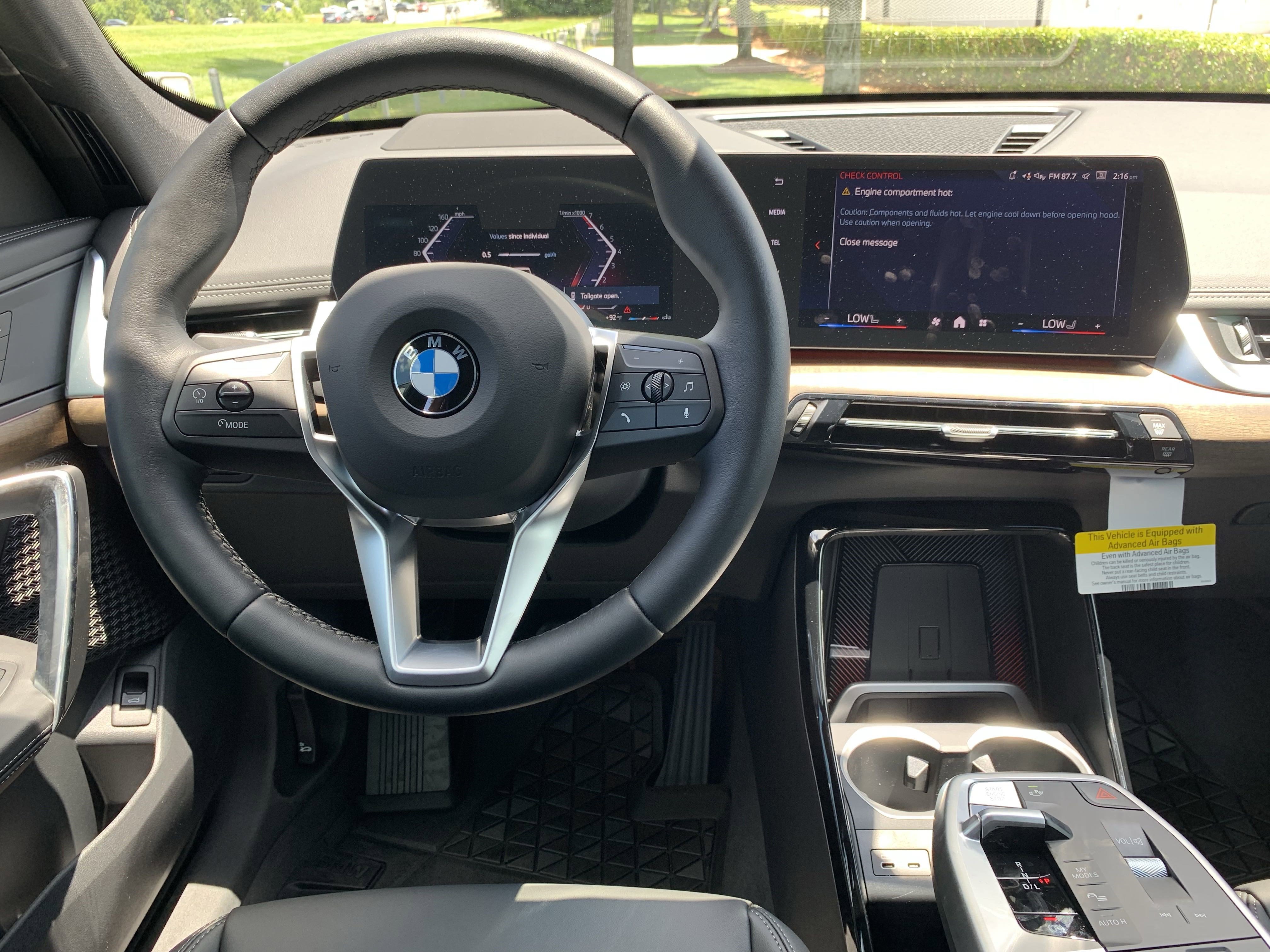 Used 2025 BMW X1 xDrive28i w/ Technology Package image 19