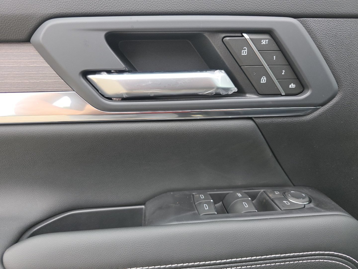 New 2027 GMC Terrain Denali AWD/4WD image 27