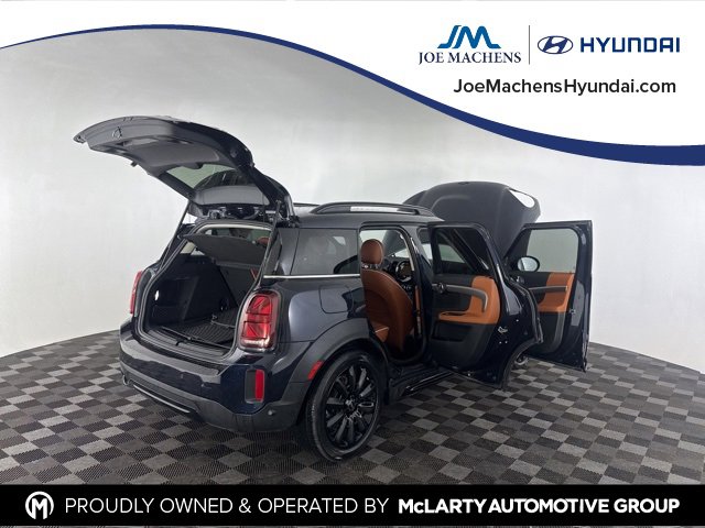Used 2023 MINI Cooper Countryman SE w/ Storage Package image 18