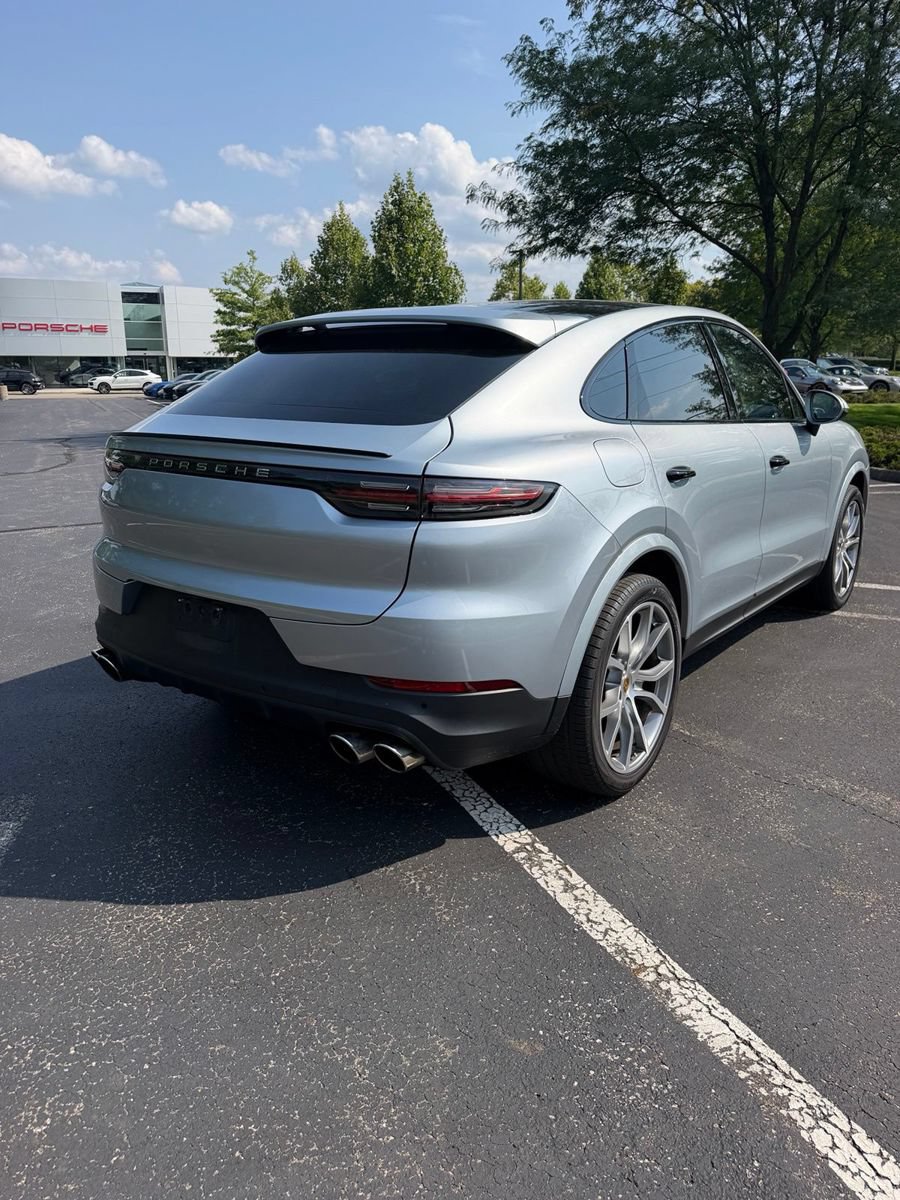 Used 2020 Porsche Cayenne AWD/4WD image 3