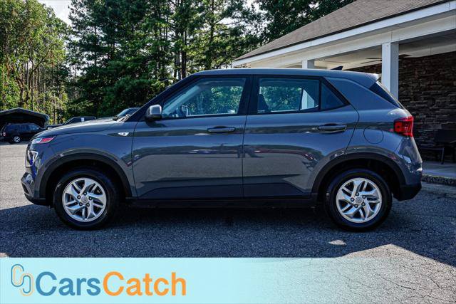 Used 2021 Hyundai Venue SE FWD image 8