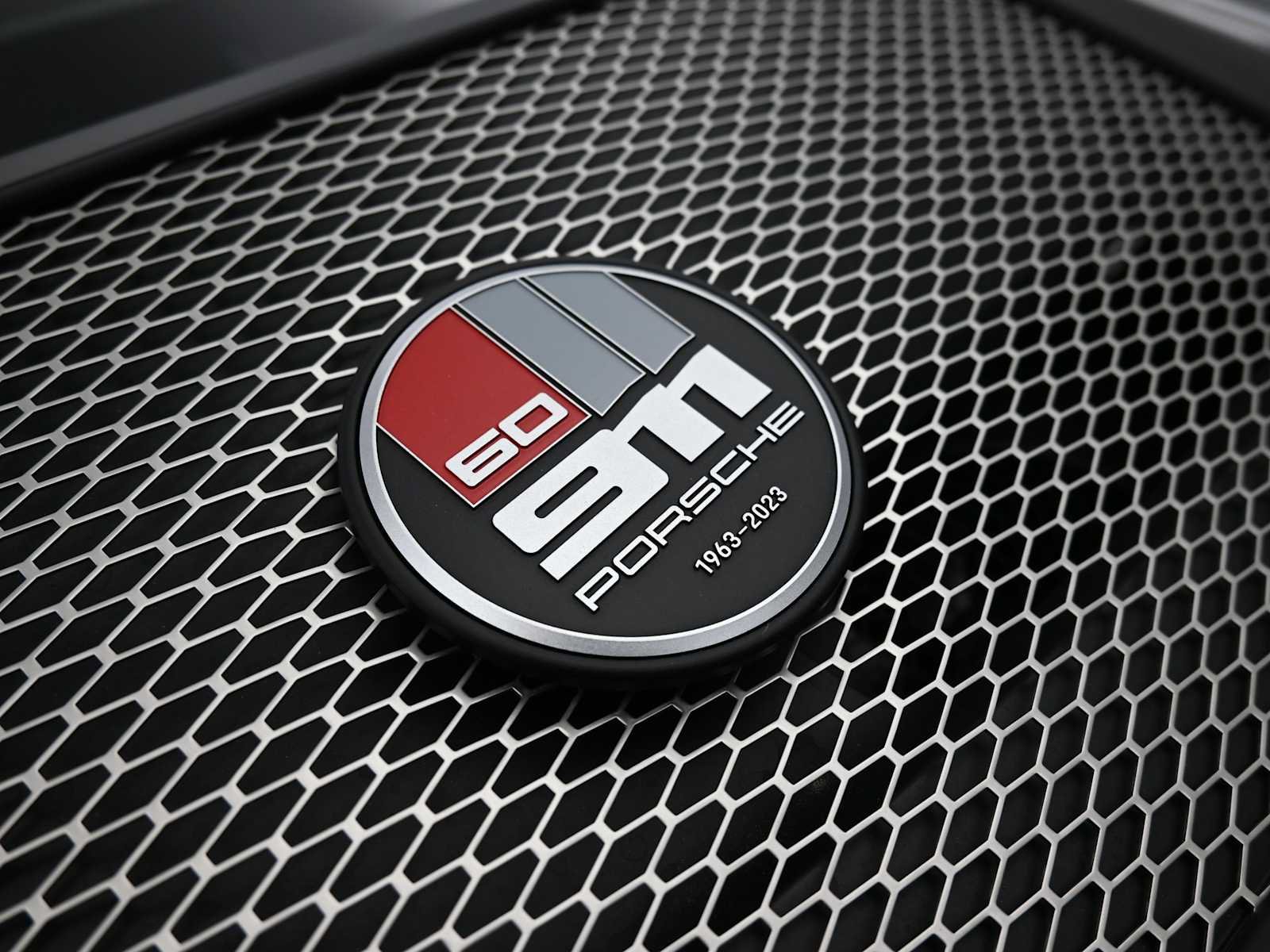 Certified 2024 Porsche 911 GT3 RS RWD image 24