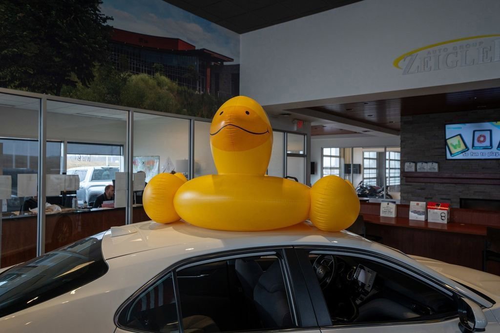 Used 2021 Toyota Camry XSE w/ Navigation Upgrade Package FWD image 35