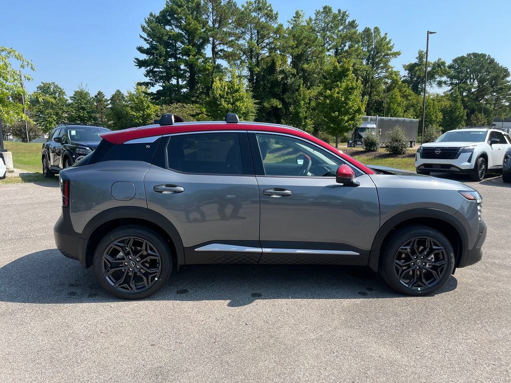 New 2027 Nissan Kicks SR w/ Cold Weather Package FWD image 9