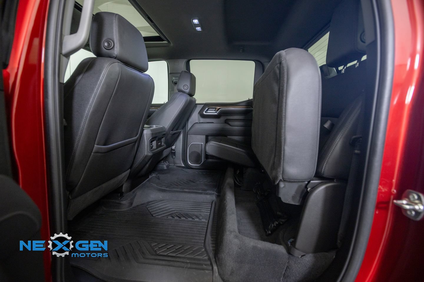 Used 2025 Chevrolet Silverado 1500 RST w/ RST All Star Premium Package AWD/4WD image 29