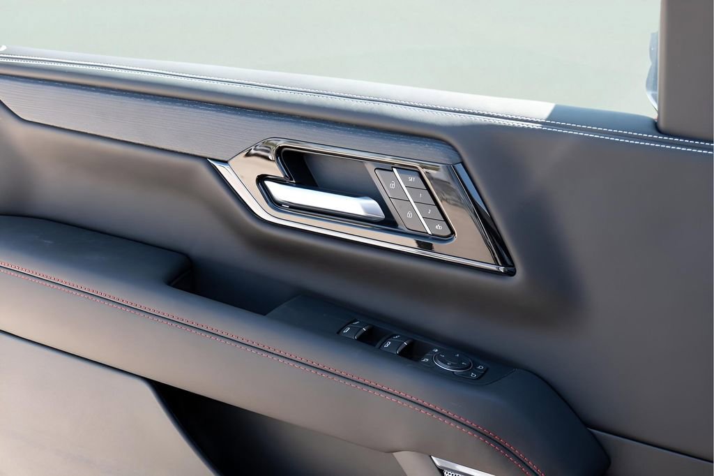New 2026 GMC Yukon XL AT4 Ultimate w/ LPO, Floor Liner Package AWD/4WD image 20