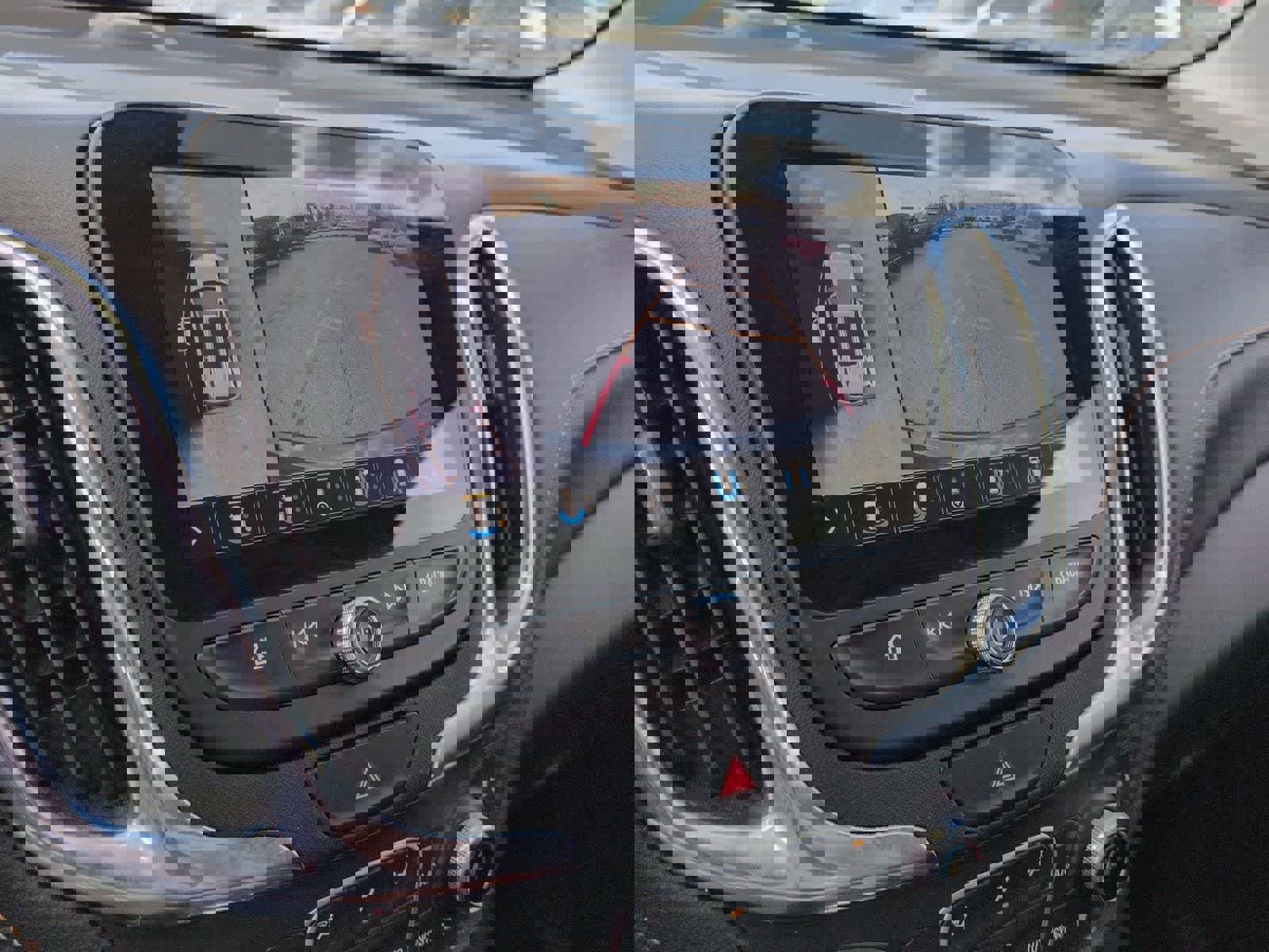 Used 2020 Chevrolet Equinox Premier image 23