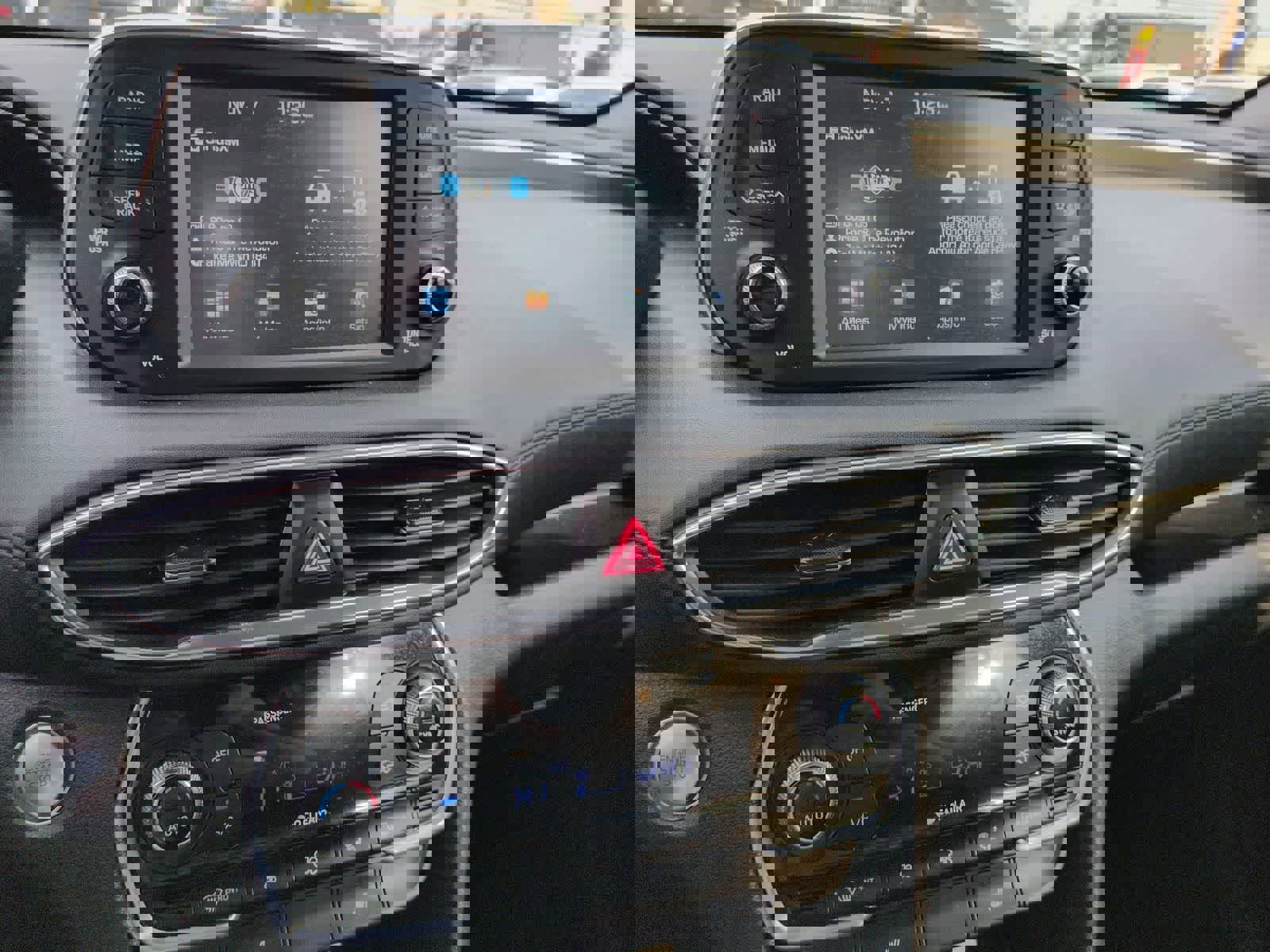 Used 2020 Hyundai Santa Fe SEL w/ Convenience + Premium Package image 26