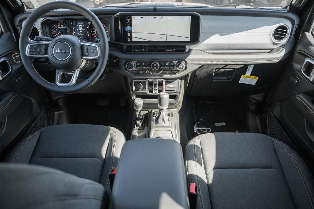 New 2025 Jeep Wrangler Sahara w/ Technology Group image 19