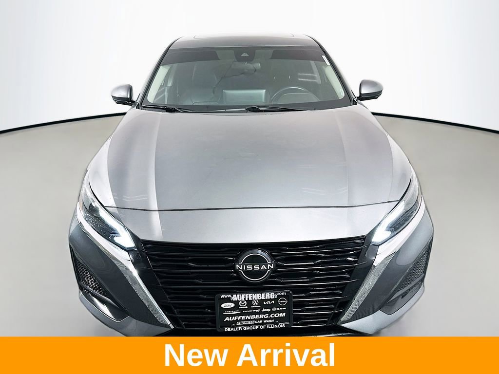 Used 2023 Nissan Altima 2.5 SL image 2