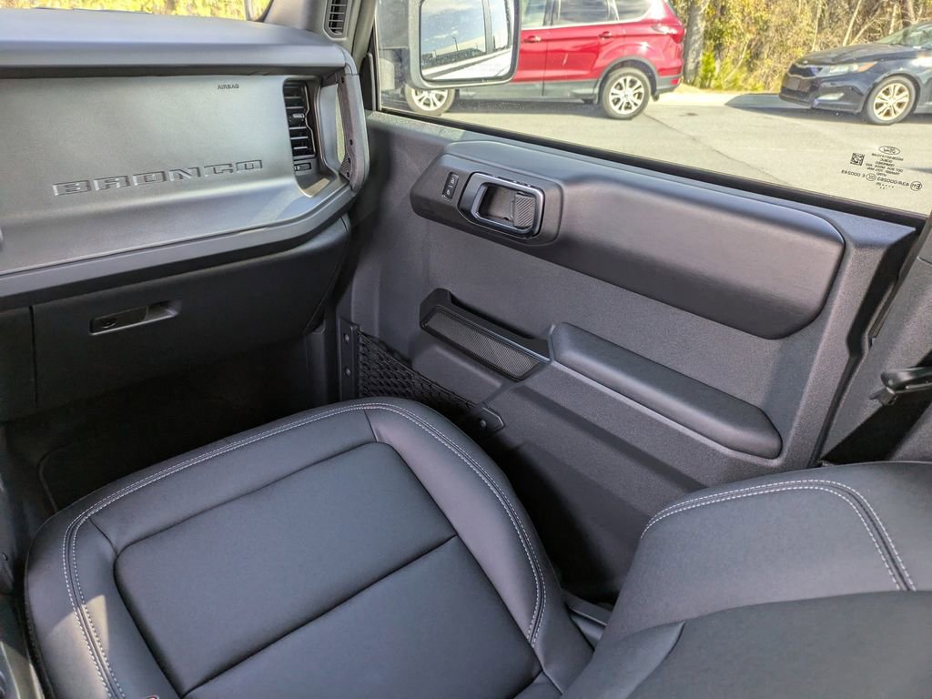 New 2025 Ford Bronco Badlands image 18