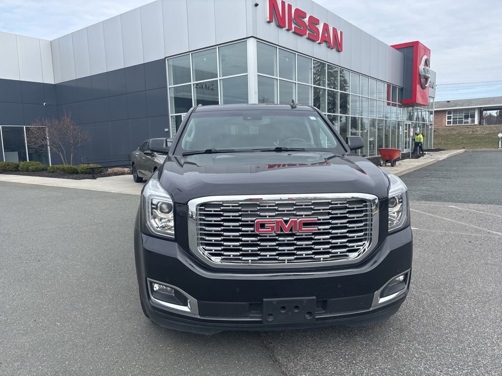 Used 2020 GMC Yukon Denali w/ Denali Ultimate Package image 2