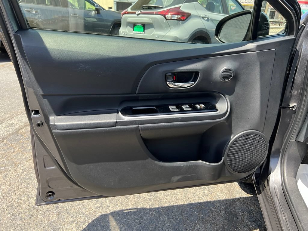 Used 2015 Toyota Prius C Three FWD image 32
