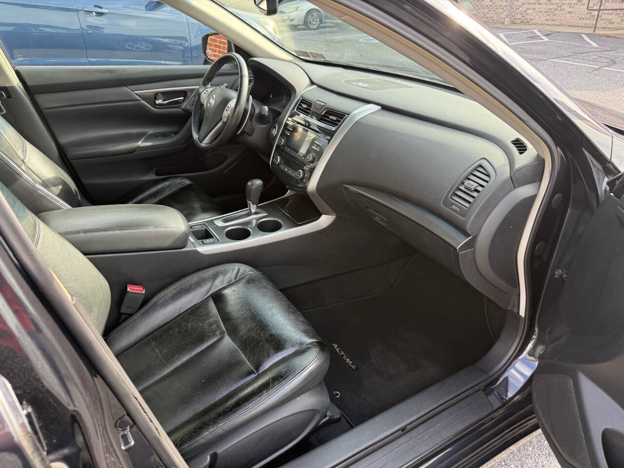 Used 2013 Nissan Altima 3.5 SL FWD image 24