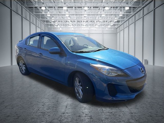 Used 2012 MAZDA MAZDA3 i Grand Touring w/ Tech Pkg FWD image 3