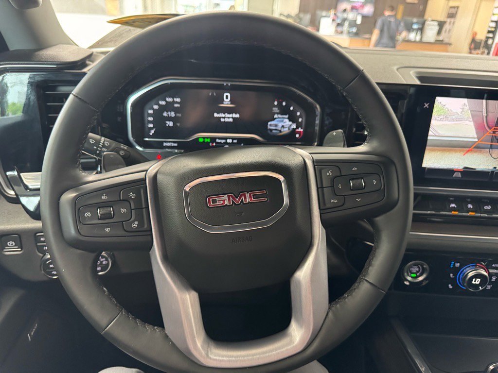 Used 2023 GMC Sierra 1500 SLT w/ SLT Premium Package image 28