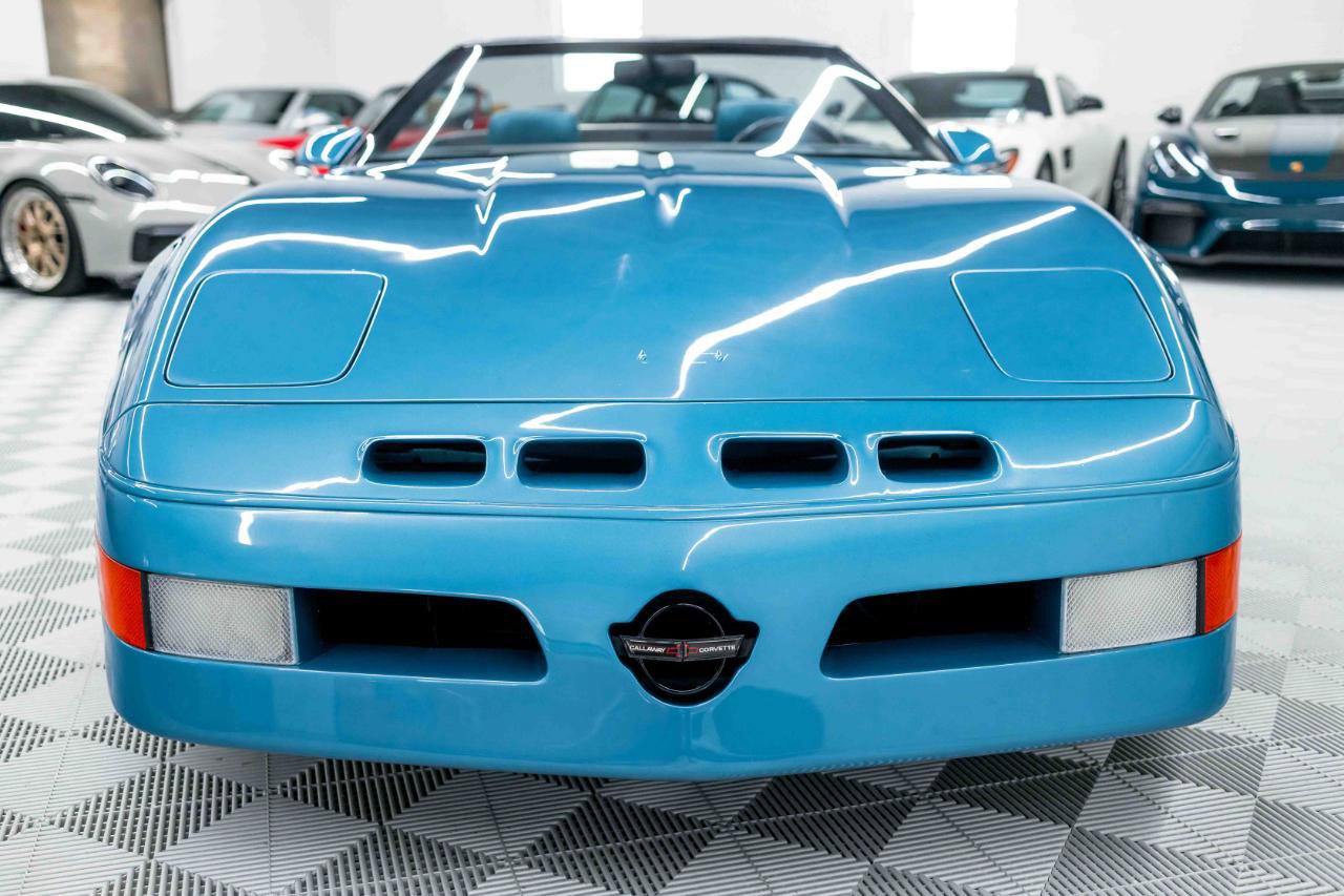Used 1989 Chevrolet Corvette Convertible RWD image 4