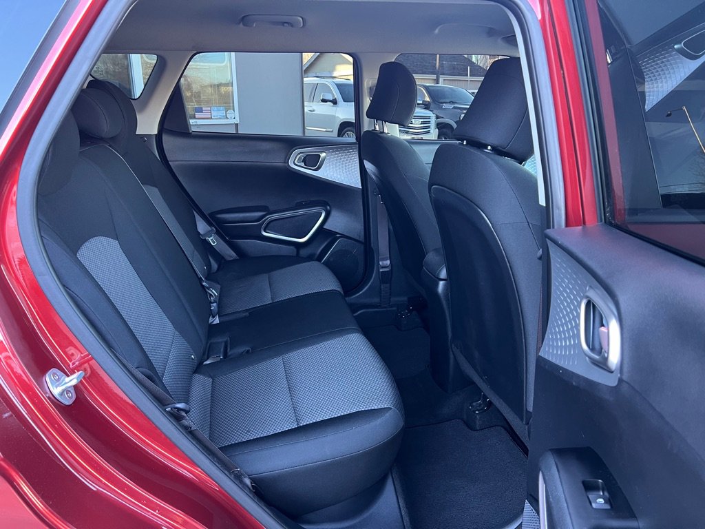 Used 2020 Kia Soul LX FWD image 15