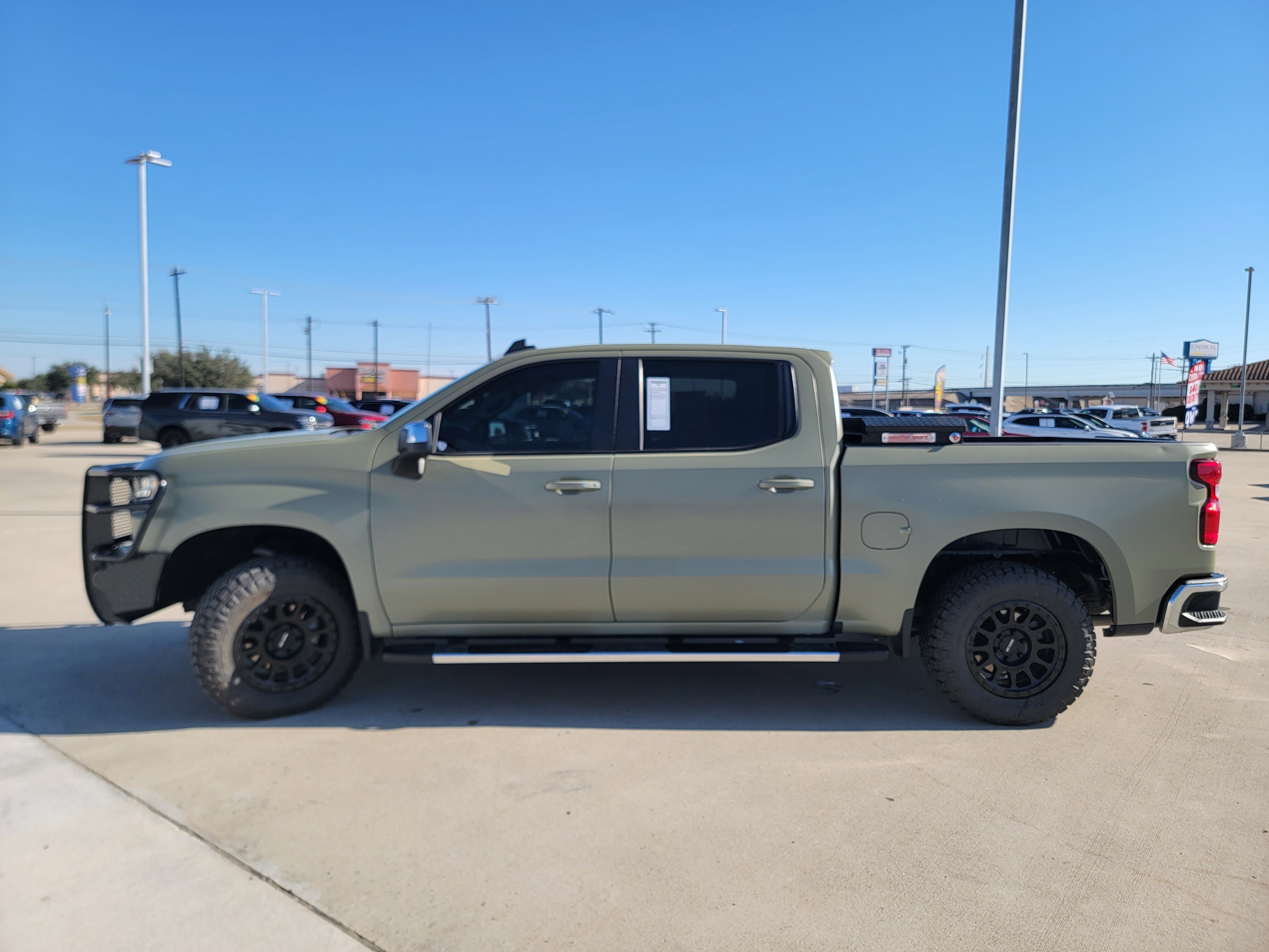 Used 2020 Chevrolet Silverado 1500 LT w/ Texas Edition image 4