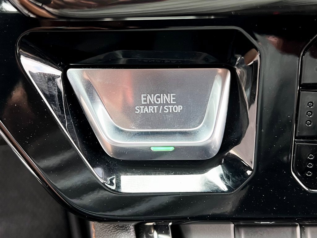 Used 2024 GMC Sierra 1500 AT4 image 8