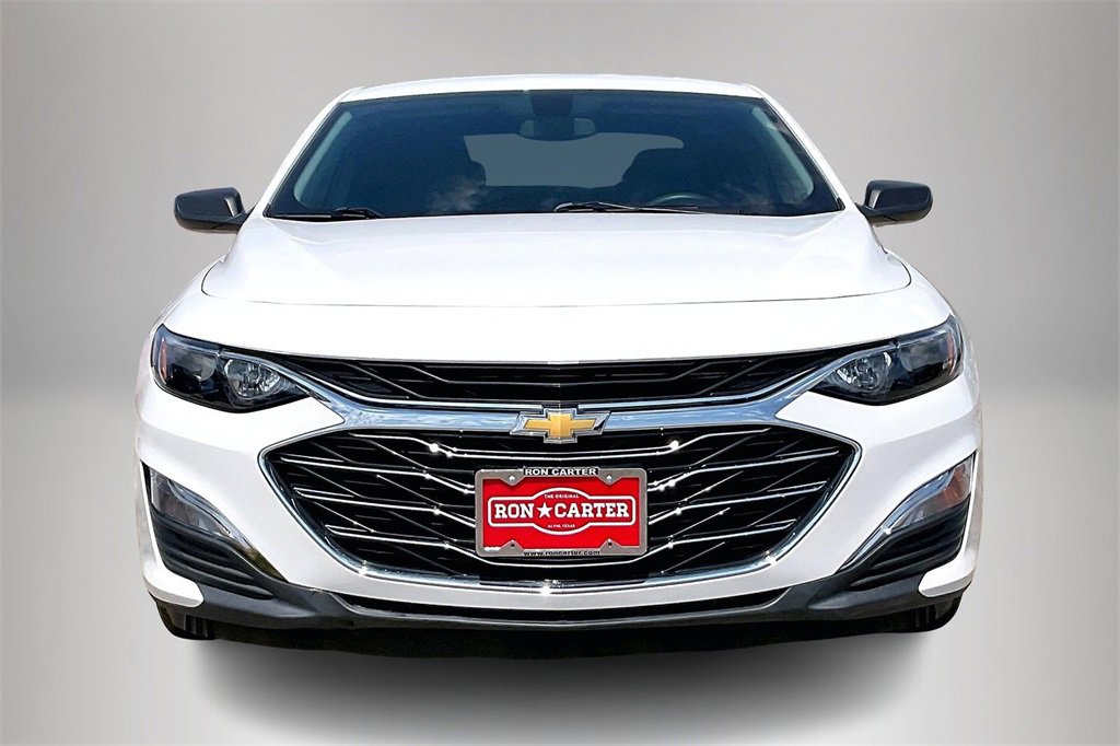 Used 2020 Chevrolet Malibu LS image 2