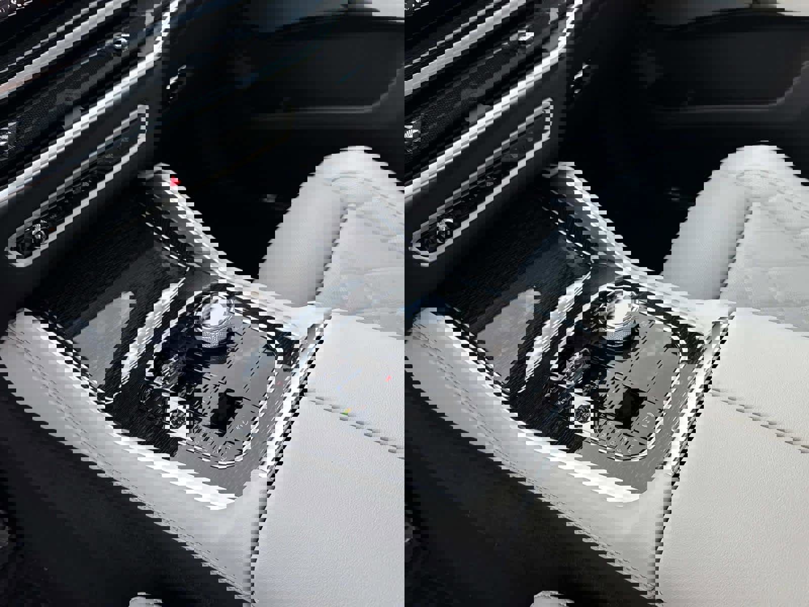 New 2026 BMW X6 xDrive40i w/ Executive Package image 21