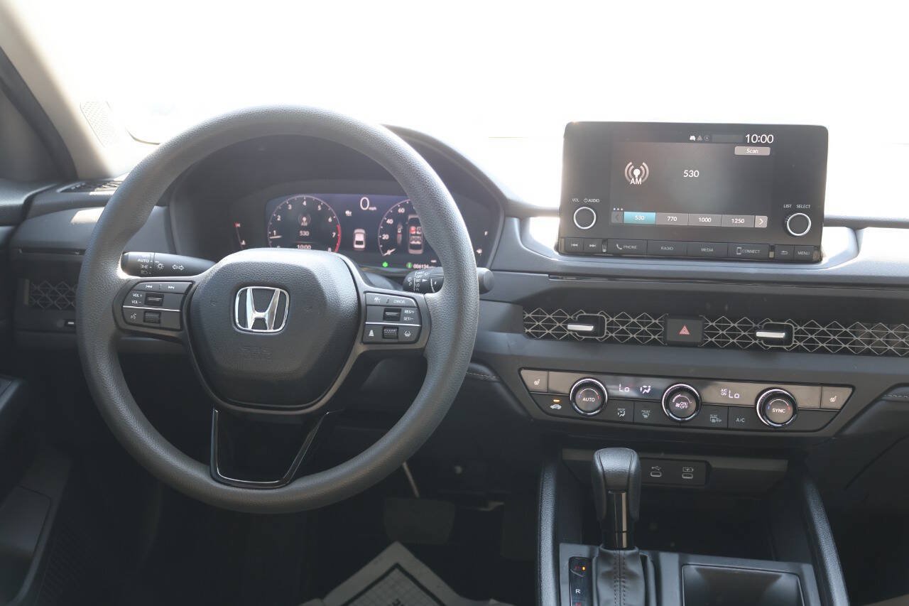 Used 2024 Honda Accord EX image 23