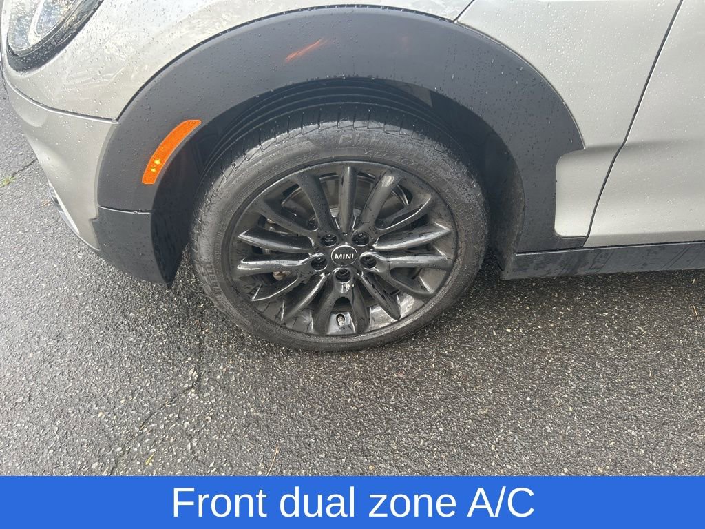 Used 2024 MINI Cooper Clubman S w/ Signature Upholstery Package image 3