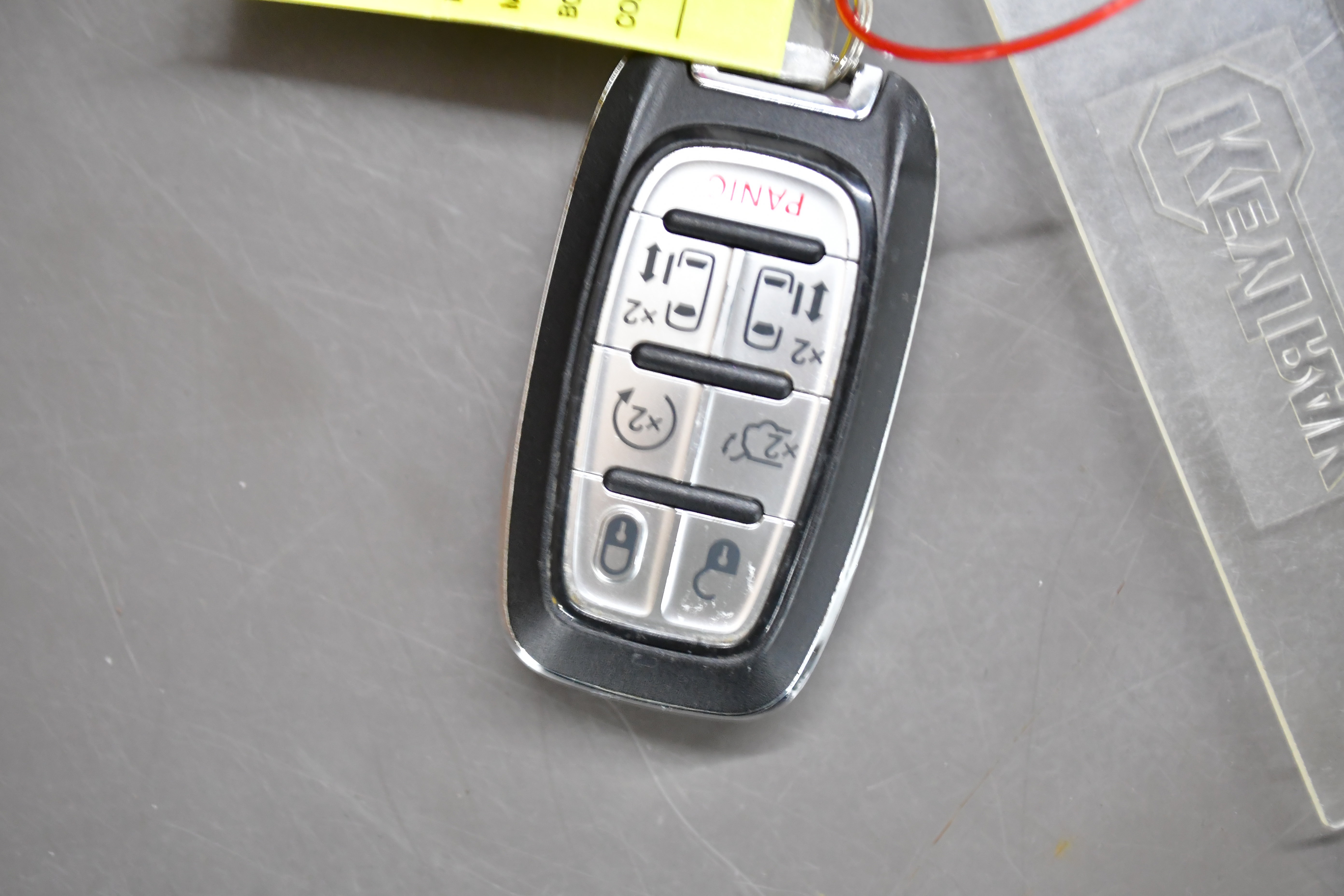 Used 2024 Chrysler Pacifica Touring-L image 35