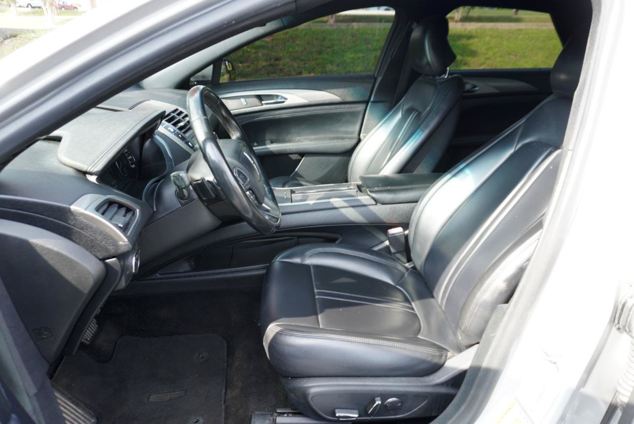 Used 2017 Lincoln MKZ Premiere FWD image 19
