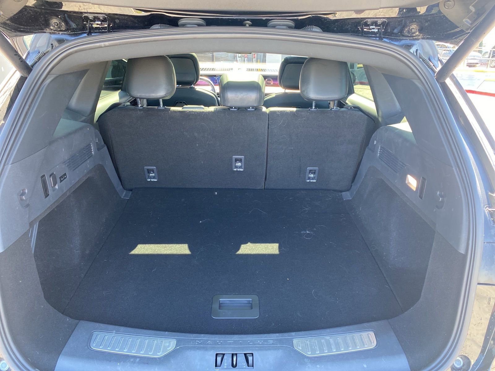 Certified 2024 Lincoln Nautilus Reserve w/ Equipment Group 203A AWD/4WD image 24