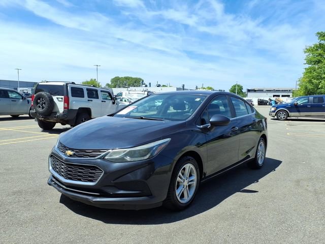 Used 2016 Chevrolet Cruze LT w/ Convenience Package FWD image 3
