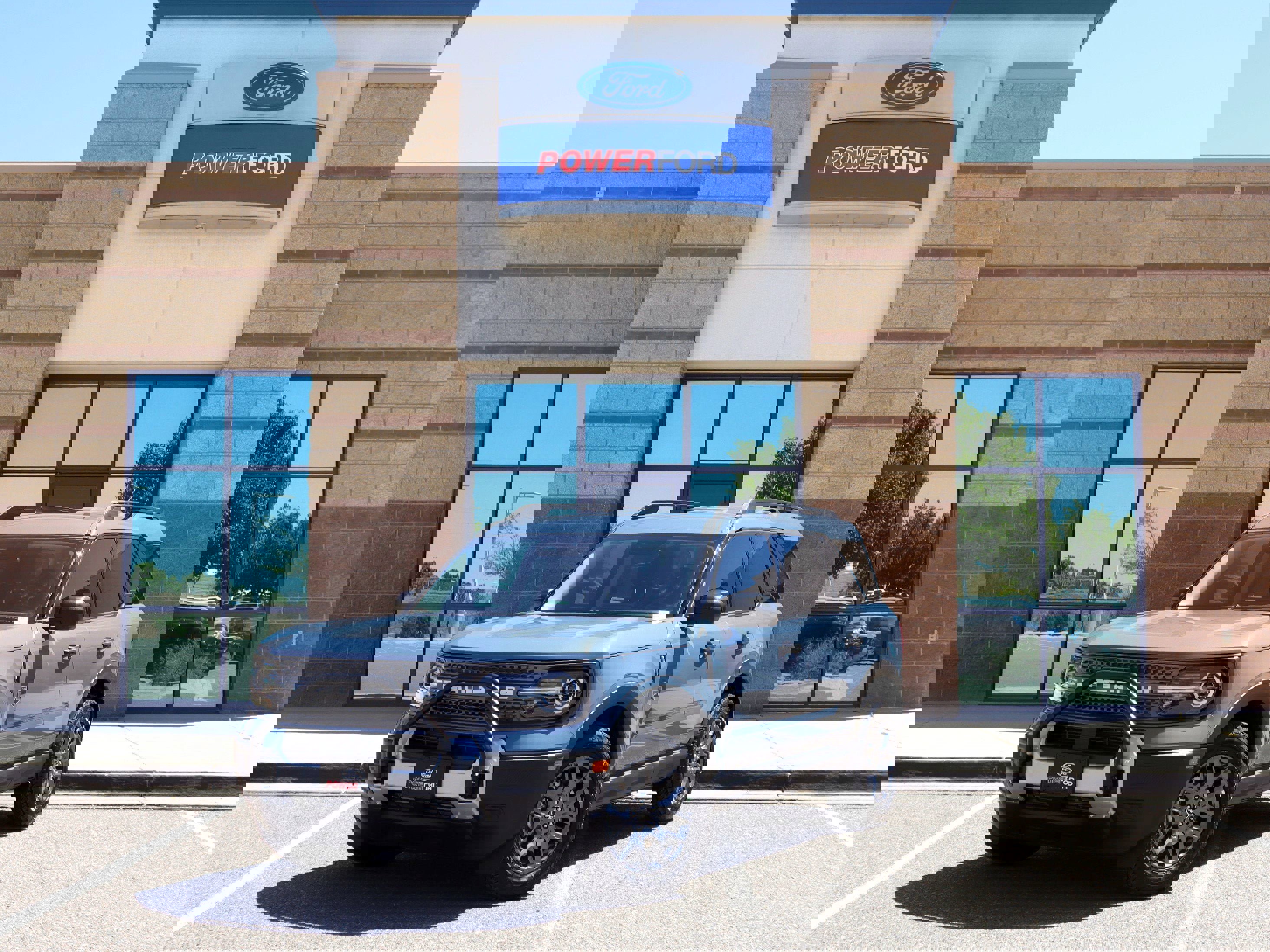 Used 2025 Ford Bronco Sport Big Bend image 2