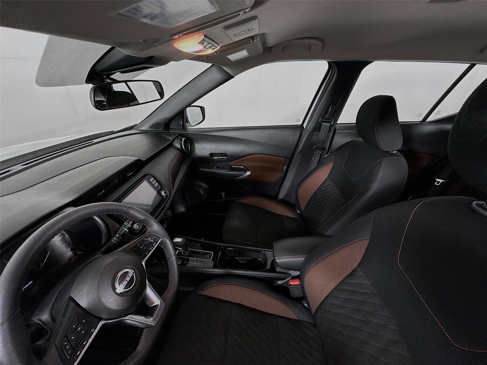 Used 2024 Nissan Kicks SR image 5