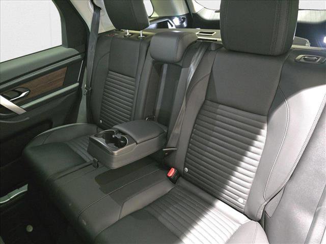 Used 2024 Land Rover Discovery Sport S image 15