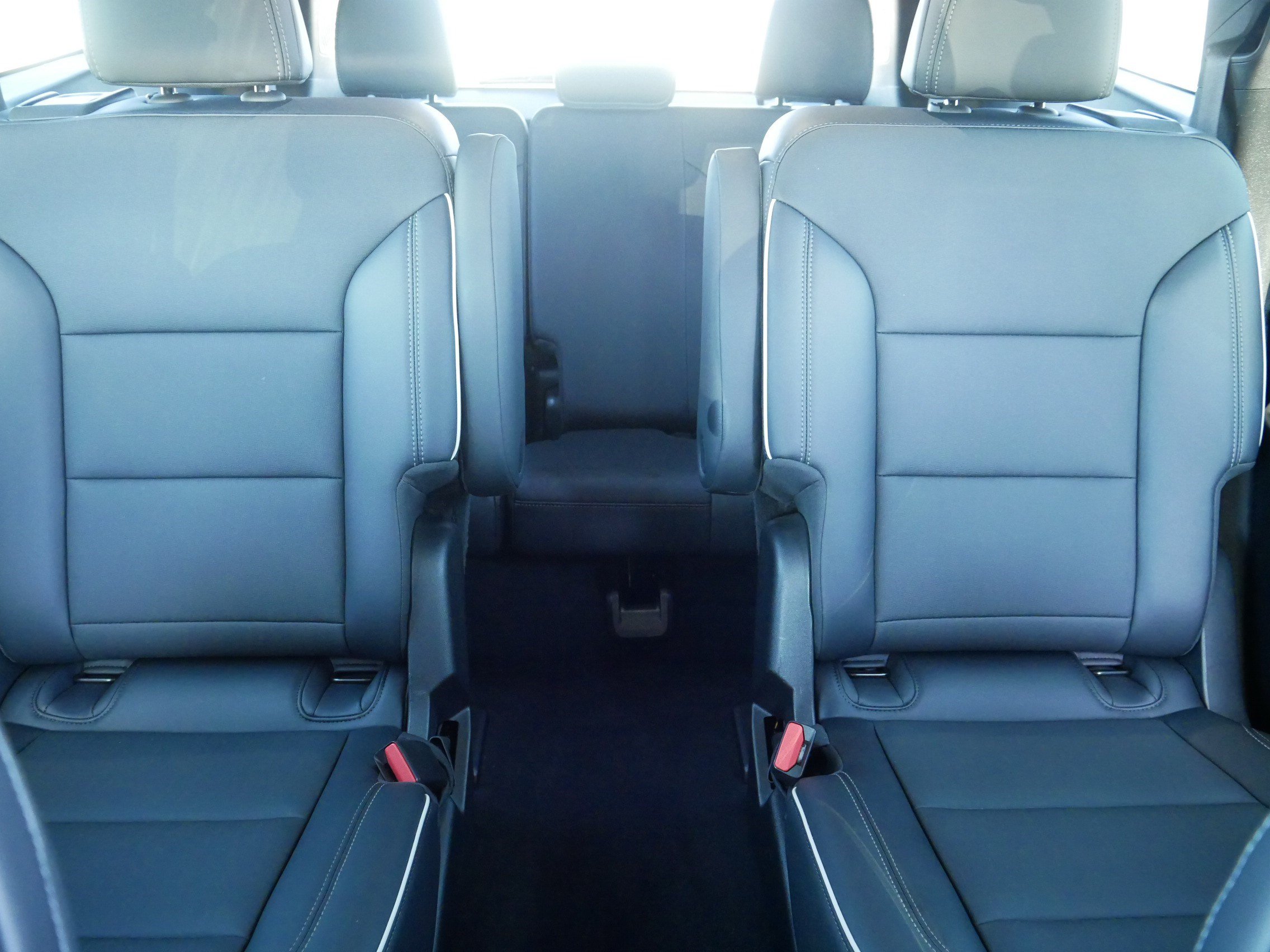 Used 2026 Buick Enclave Preferred AWD/4WD image 13
