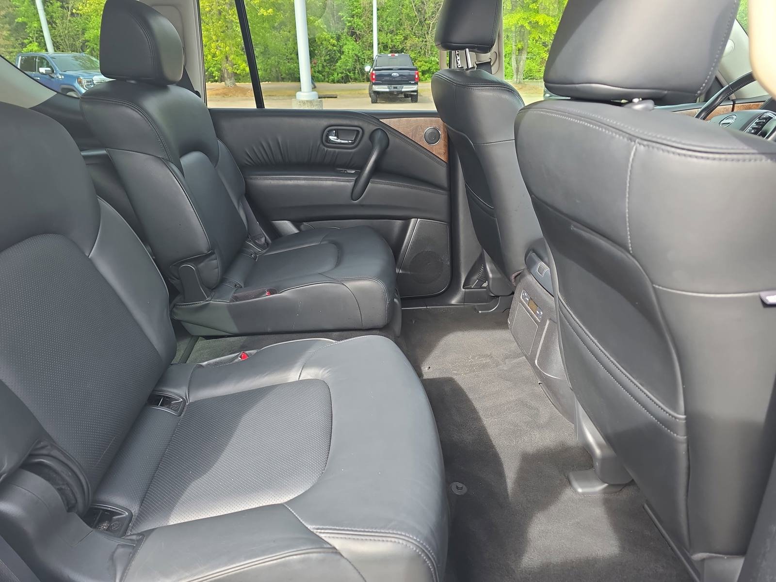 Used 2021 Nissan Armada SL w/ Captain's Chairs Package AWD/4WD image 13