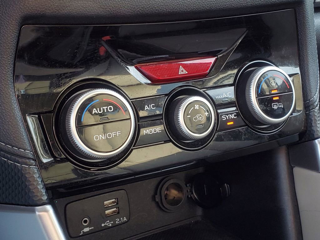 Used 2021 Subaru Forester Limited image 30