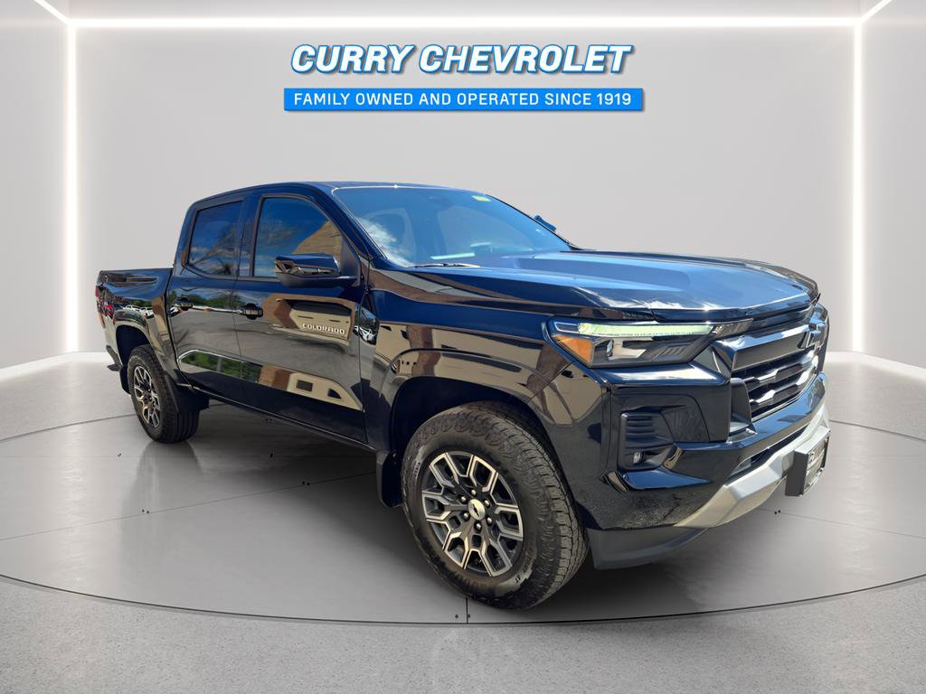 Used 2024 Chevrolet Colorado Z71 w/ Z71 Convenience Package 2