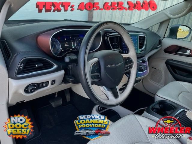Used 2017 Chrysler Pacifica Limited FWD image 23