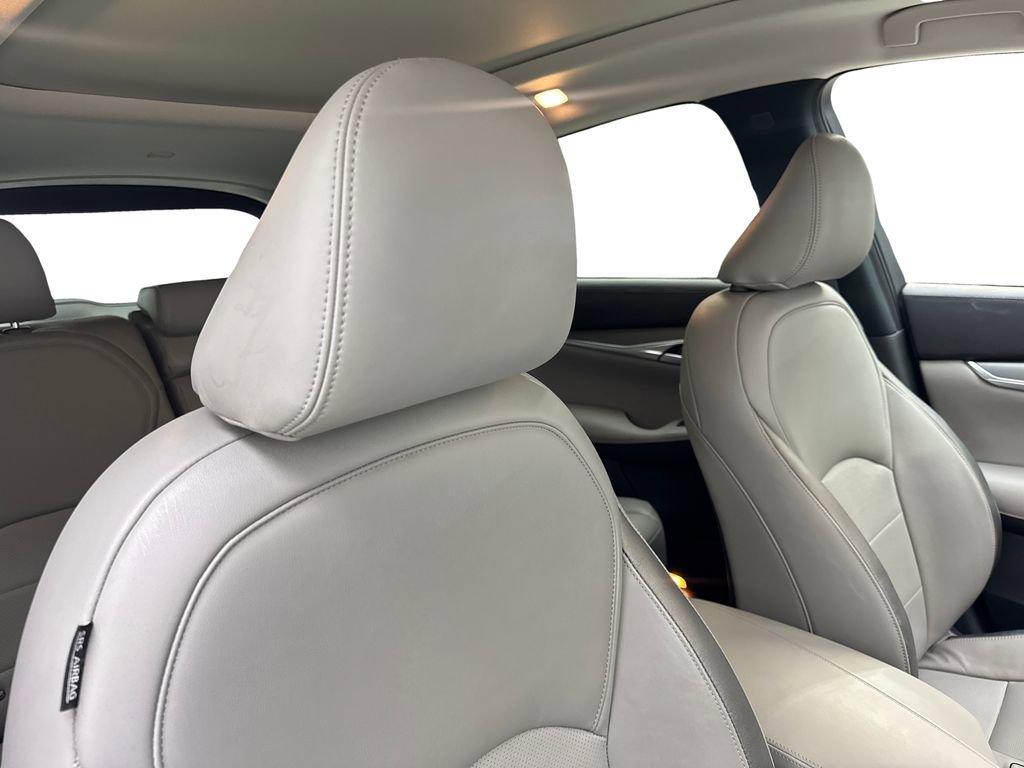 Used 2023 INFINITI QX50 Luxe FWD image 45