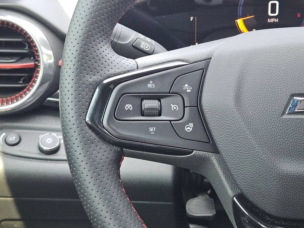 Certified 2026 Chevrolet Trax RS w/ Sunroof Package FWD image 22