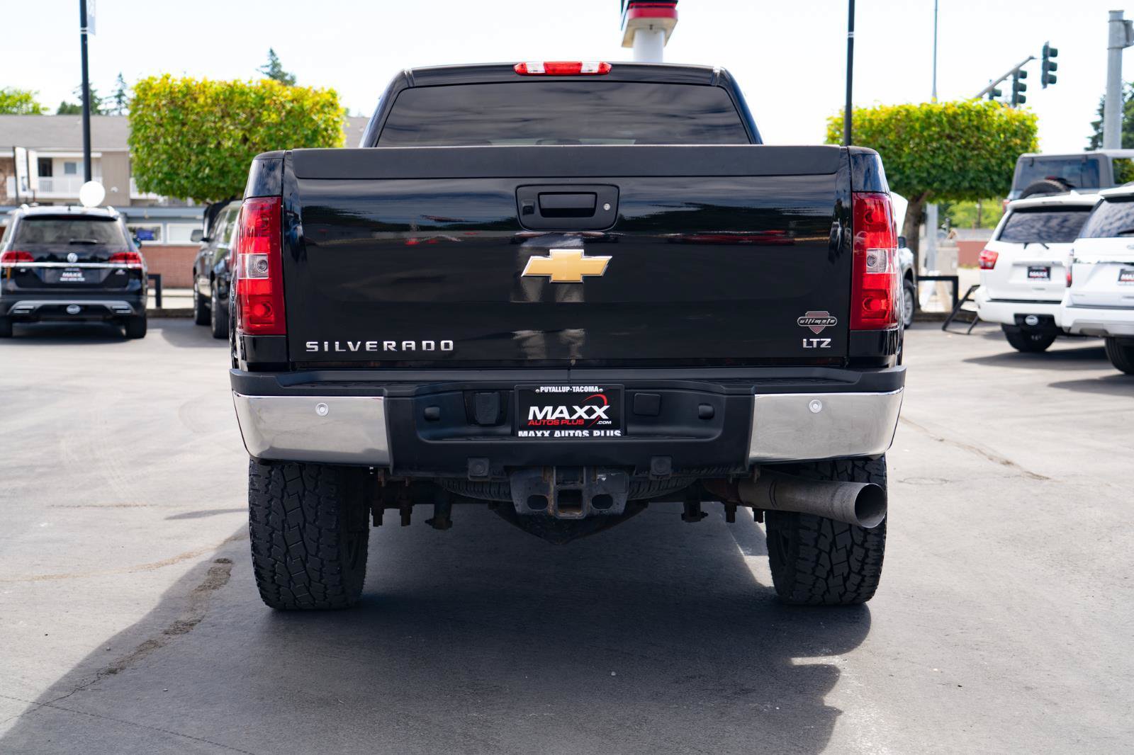 Used 2013 Chevrolet Silverado 2500 LTZ AWD/4WD image 11