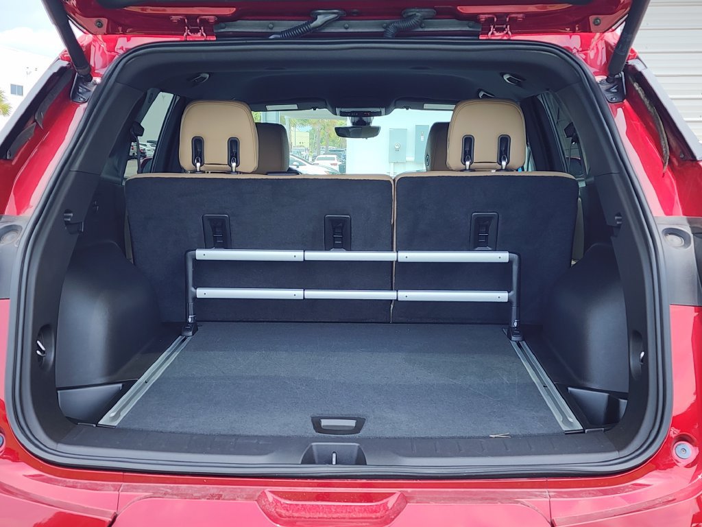 Used 2019 Chevrolet Blazer Premier w/ Driver Confidence II Package FWD image 13