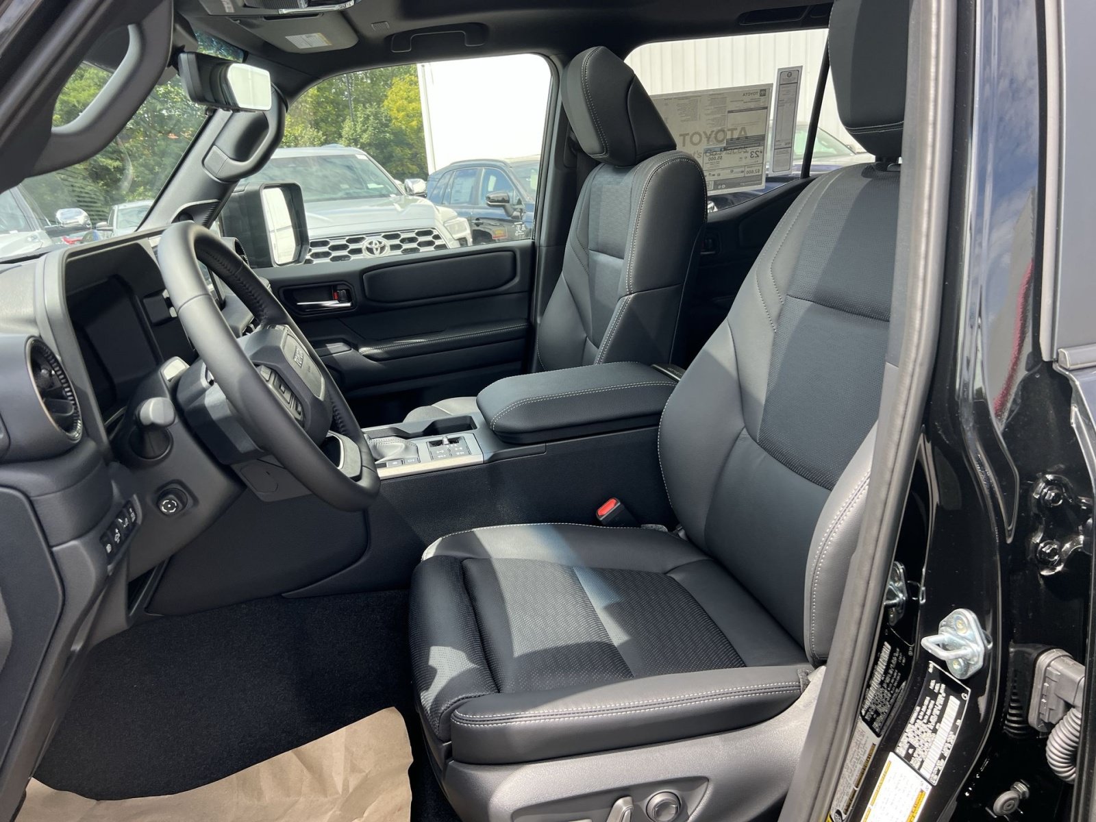 New 2027 Toyota Land Cruiser w/ Premium Package AWD/4WD image 13