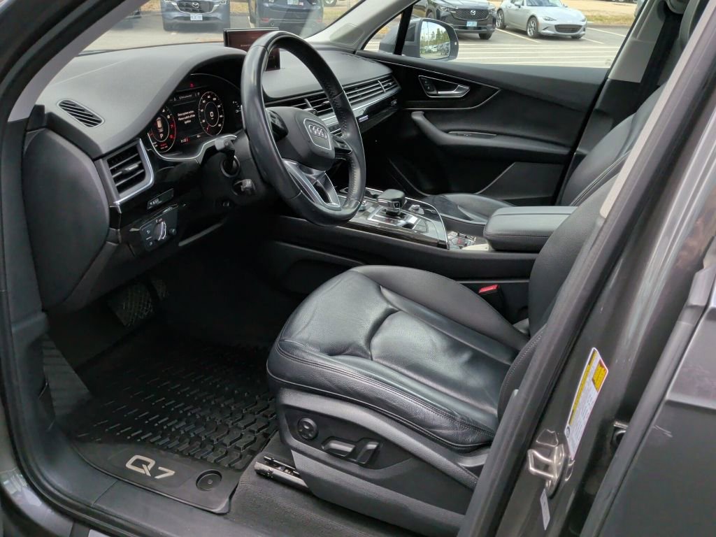 Used 2019 Audi Q7 3.0T Premium Plus w/ Premium Plus Package AWD/4WD image 13