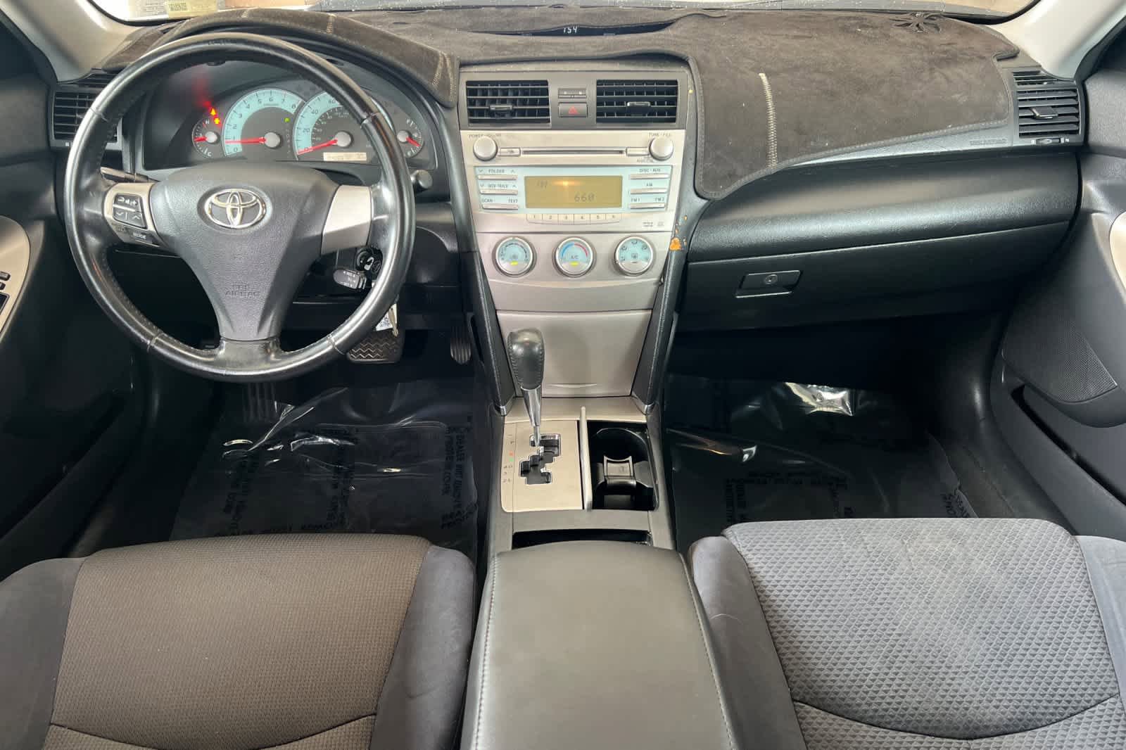 Used 2009 Toyota Camry SE FWD image 3