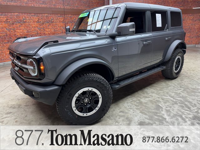 Used 2024 Ford Bronco Outer Banks w/ Sasquatch Package image 1