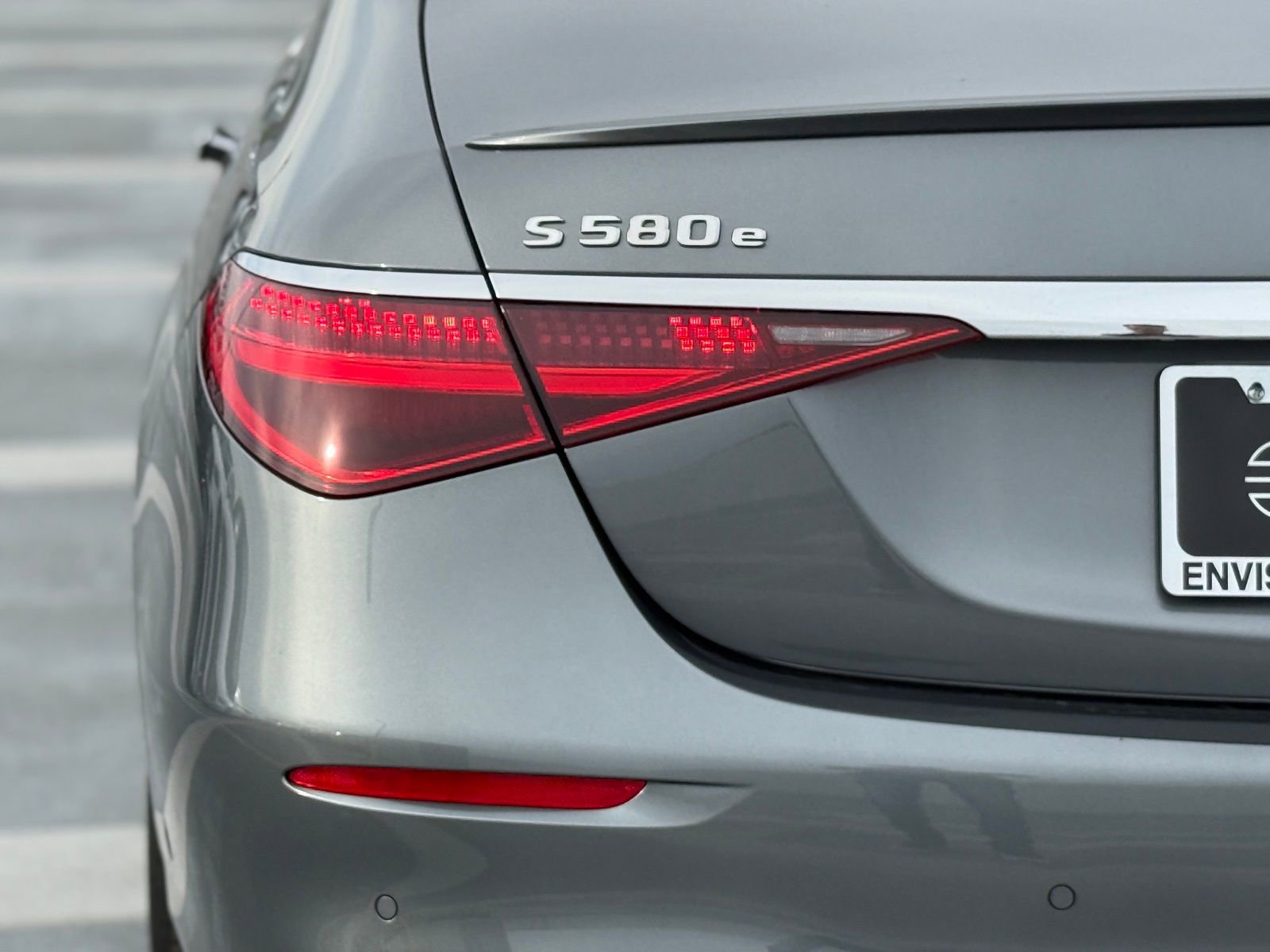 New 2026 Mercedes-Benz S 580e 4MATIC Sedan image 13